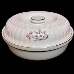 Vintage Forman Family Casserole Dish Chrome Trivet Pink Floral Pattern 2 Qt